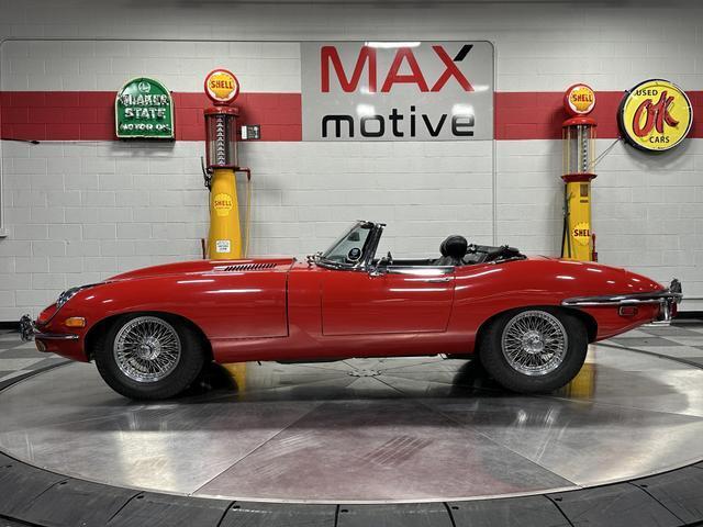 Jaguar-E-Type-Cabriolet-1970-Red-Black-52640-3