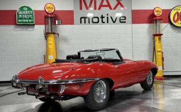 Jaguar-E-Type-Cabriolet-1970-Red-Black-52640-6