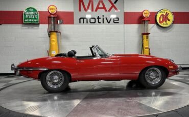 Jaguar-E-Type-Cabriolet-1970-Red-Black-52640-7