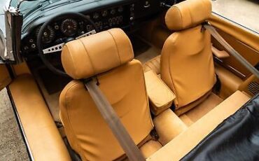 Jaguar-E-Type-Cabriolet-1974-Black-Tan-47542-35