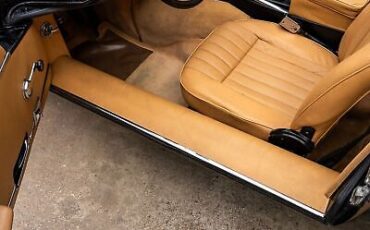 Jaguar-E-Type-Cabriolet-1974-Black-Tan-47542-37