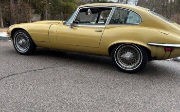 Jaguar-E-Type-Coupe-1973-Sand-Black-64306-2