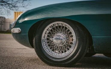 Jaguar-E-Type-Roadster-Cabriolet-1964-Green-Tan-101319-10