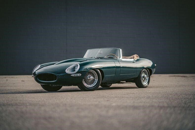 Jaguar-E-Type-Roadster-Cabriolet-1964-Green-Tan-101319-2