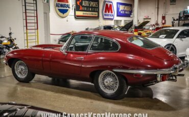 Jaguar-E-Type-SII-Coupe-Coupe-1971-Red-Black-97047-11