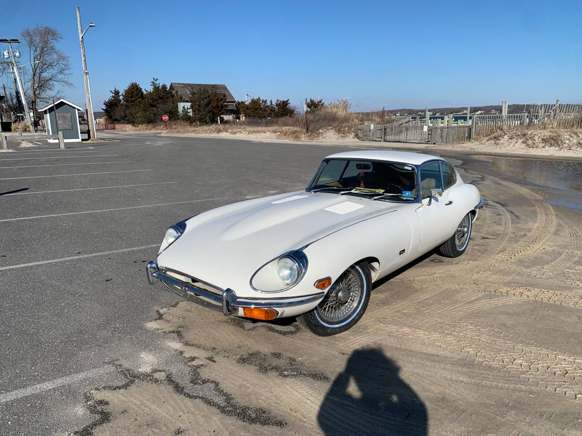 Jaguar-E-type-1970-white-77248-1