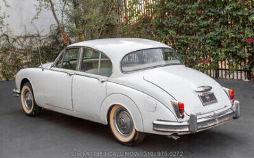 Jaguar-Mark-II-1963-White-Other-Color-0-6