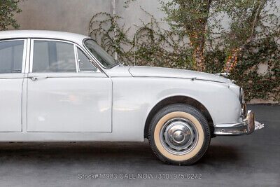 Jaguar-Mark-II-1963-White-Other-Color-0-9