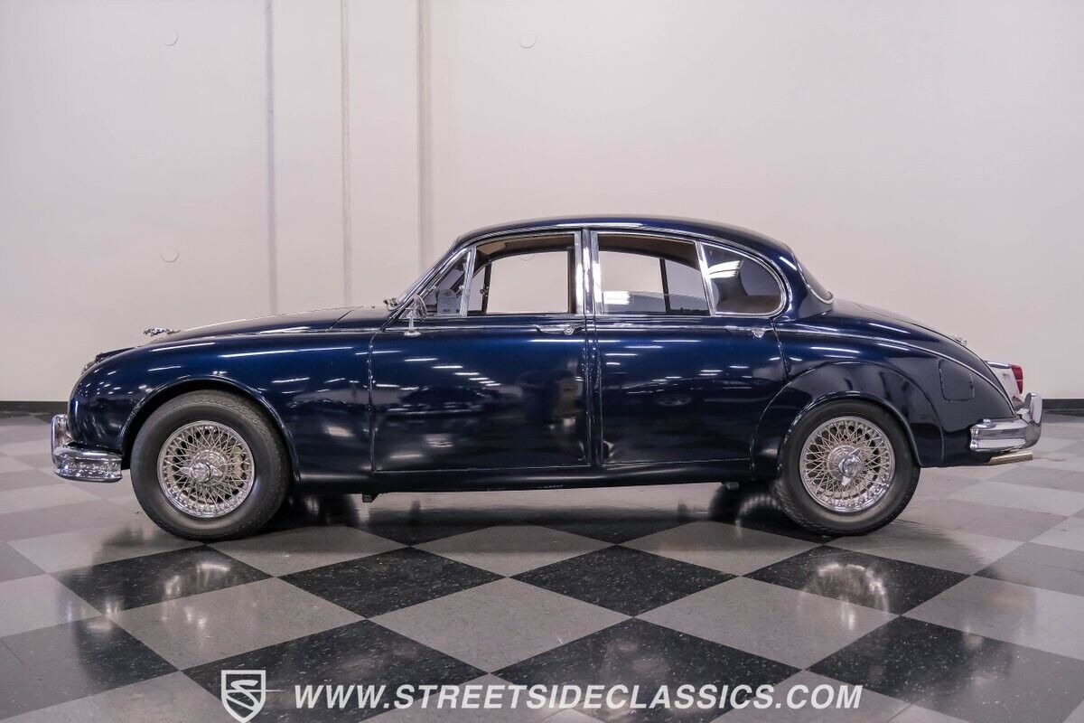 Jaguar-Mark-II-Berline-1962-Blue-Saddle-11442-6