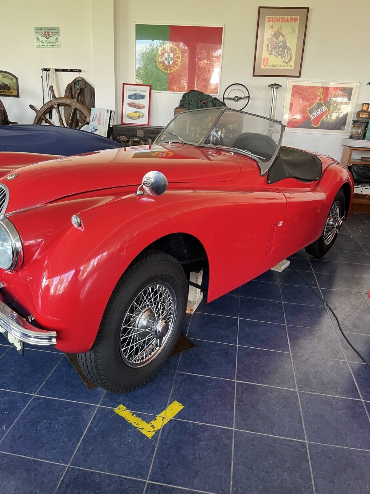 Jaguar-Other-Cabriolet-1954-Red-Black-65763-2