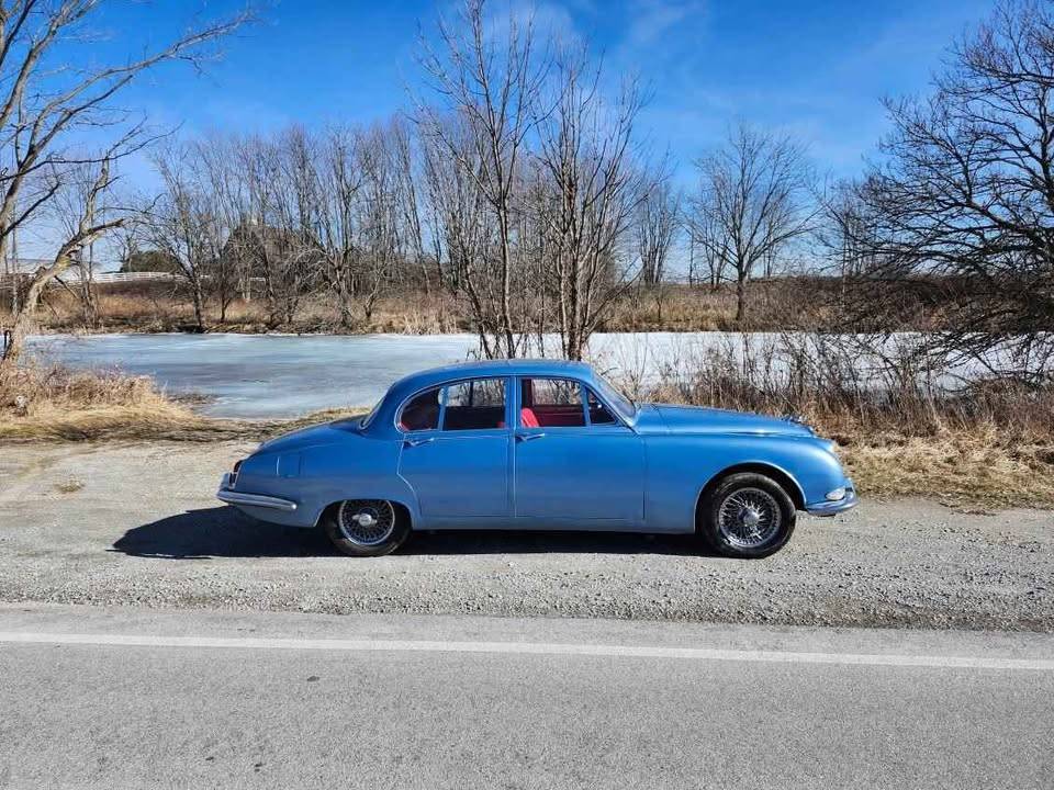 Jaguar-S-type-1966-blue-78536-13