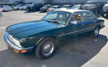 Jaguar-XJ-Berline-1993-Green-Brown-64688-4