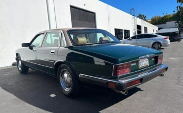 Jaguar-XJ-Berline-1993-Green-Brown-64688-7