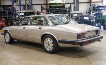 Jaguar-XJ6-Berline-1994-Oyster-Metallic-Tan-85585-4