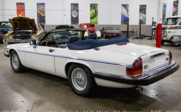 Jaguar-XJS-1989-White-Blue-183700-3