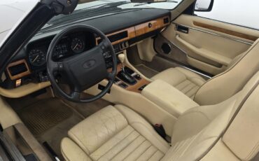 Jaguar-XJS-1991-Gold-Tan-71458-13