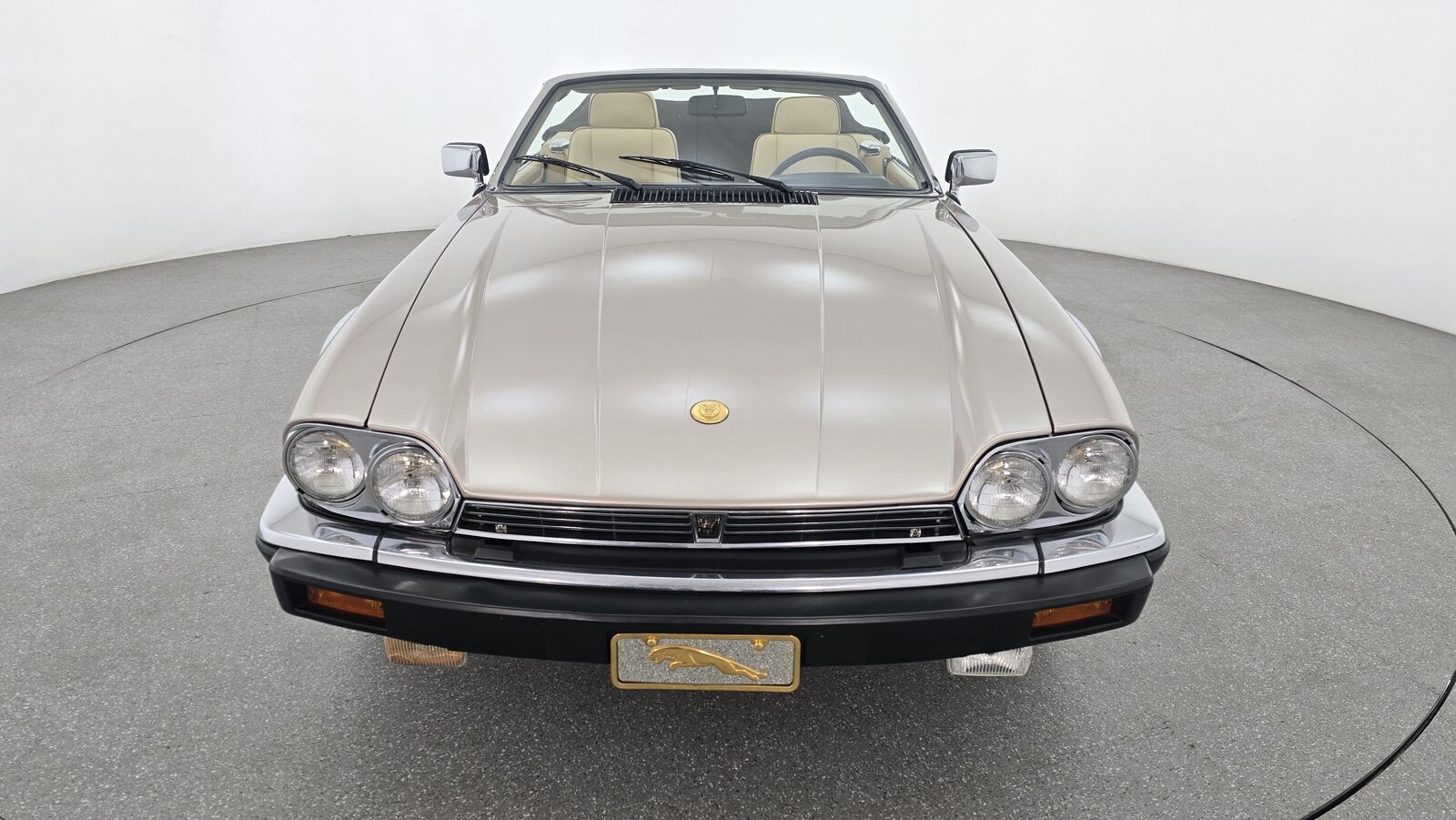 Jaguar-XJS-1991-Gold-Tan-71458-4