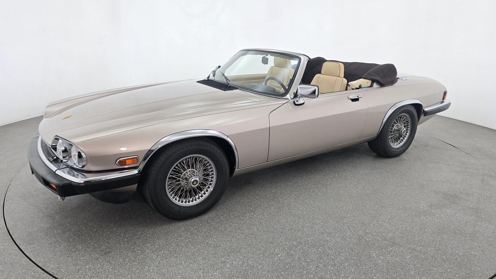 Jaguar-XJS-1991-Gold-Tan-71458-5