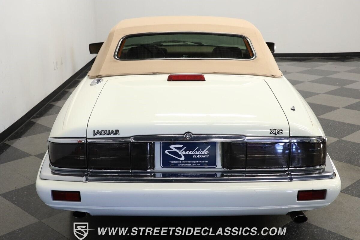 Jaguar-XJS-1995-White-Coffee-198265-8