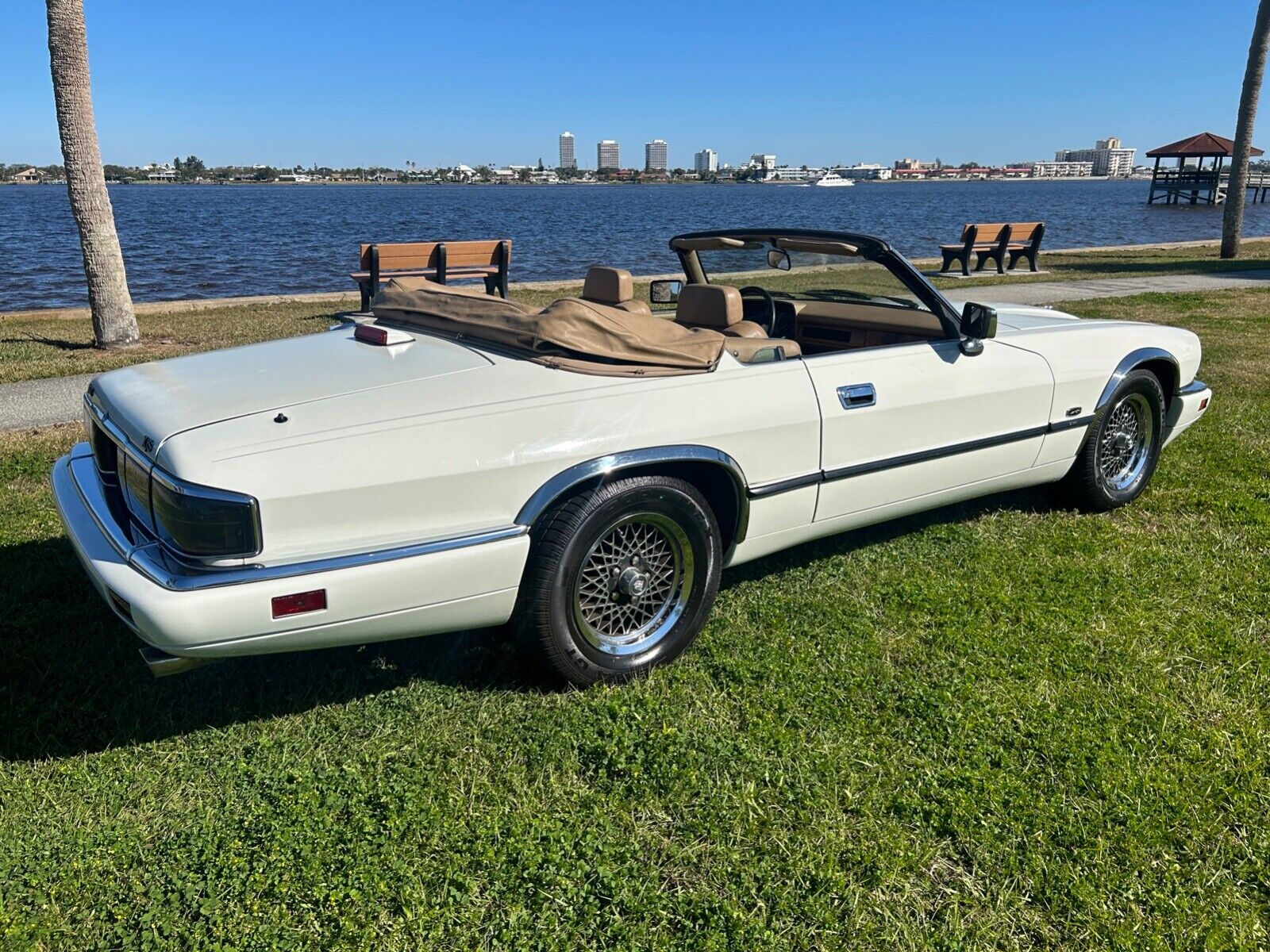 Jaguar-XJS-Cabriolet-1994-White-106767-6