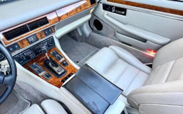 Jaguar-XJS-Cabriolet-1995-White-Gray-92495-15