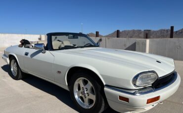 Jaguar-XJS-Cabriolet-1995-White-Gray-92495-4