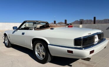 Jaguar-XJS-Cabriolet-1995-White-Gray-92495-8