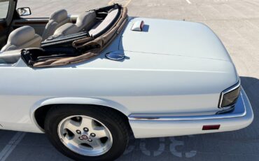 Jaguar-XJS-Cabriolet-1995-White-Gray-92495-9