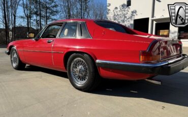 Jaguar-XJS-Coupe-1983-Red-Tan-93059-4