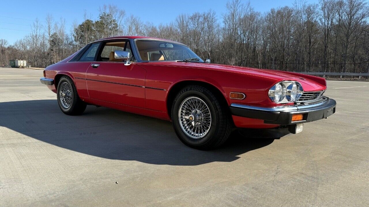 Jaguar-XJS-Coupe-1983-Red-Tan-93059-6