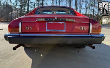 Jaguar-XJS-Coupe-1983-Red-Tan-93059-8