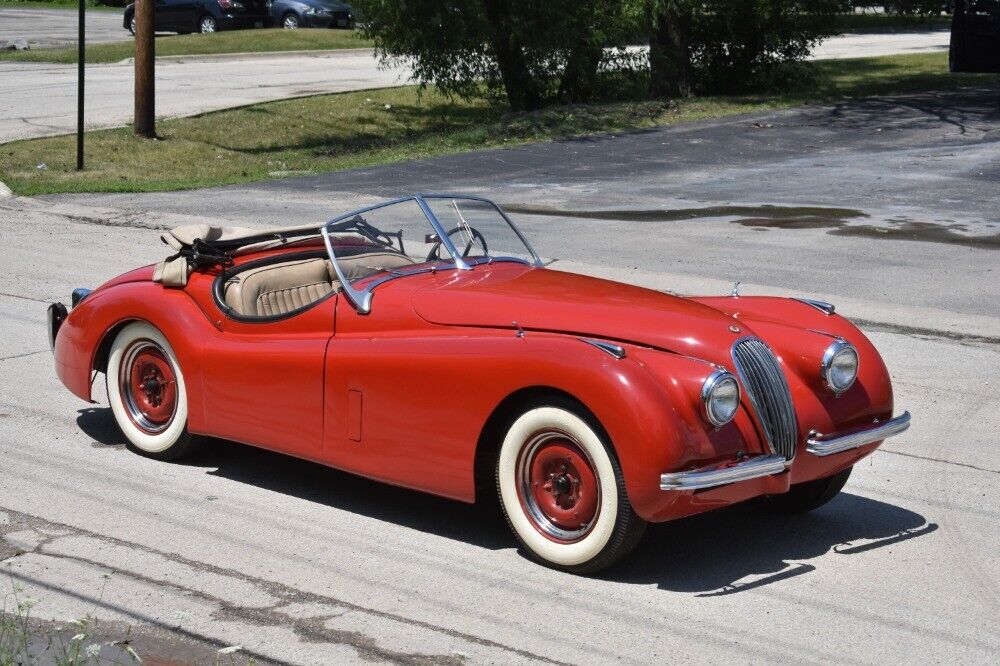 Jaguar-XK-1952-Red-Tan-0-1