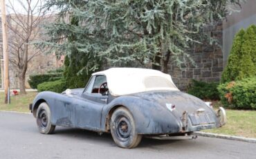 Jaguar-XK-1954-Black-Red-0-5