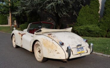 Jaguar-XK-1954-White-Red-0-5