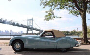 Jaguar-XK-1956-Blue-Red-0-1