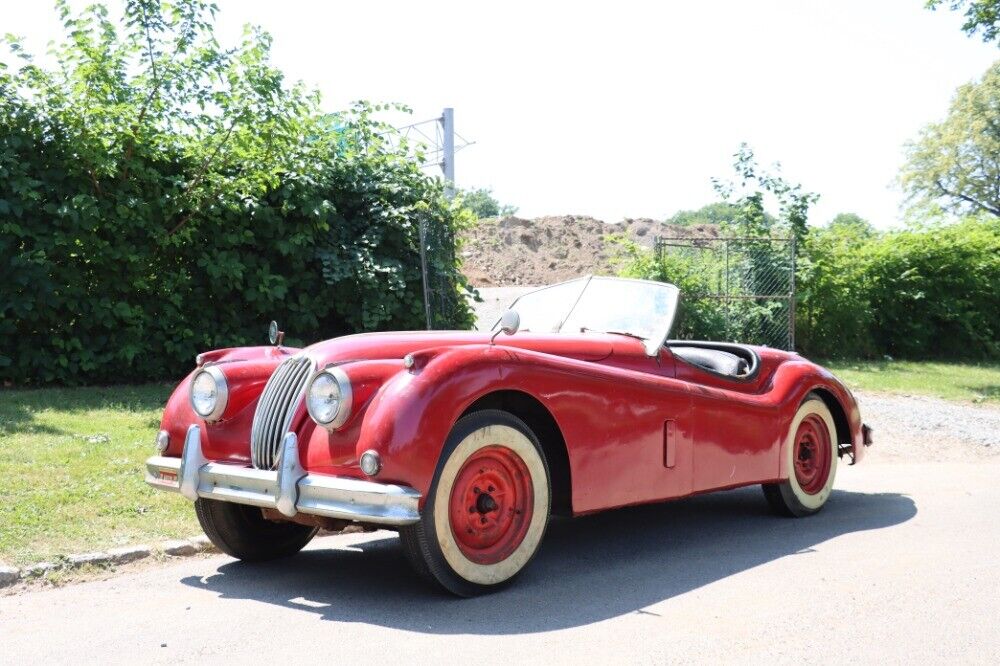 Jaguar-XK-1957-Red-Black-0-1