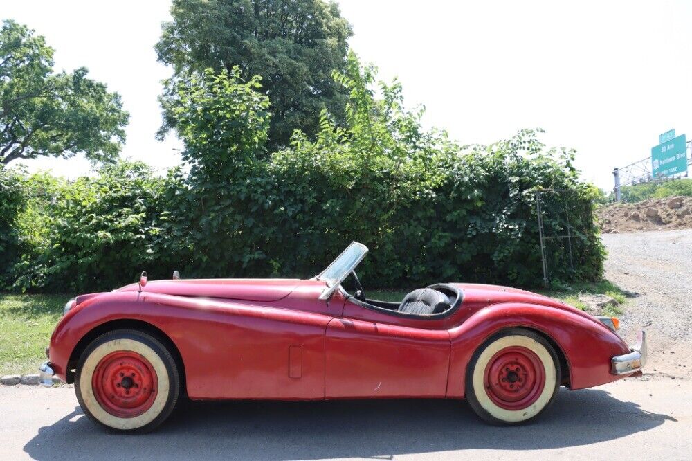 Jaguar-XK-1957-Red-Black-0-3