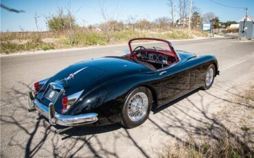 Jaguar-XK-1961-Black-Red-54718-5