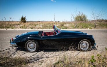 Jaguar-XK-1961-Black-Red-54718-6