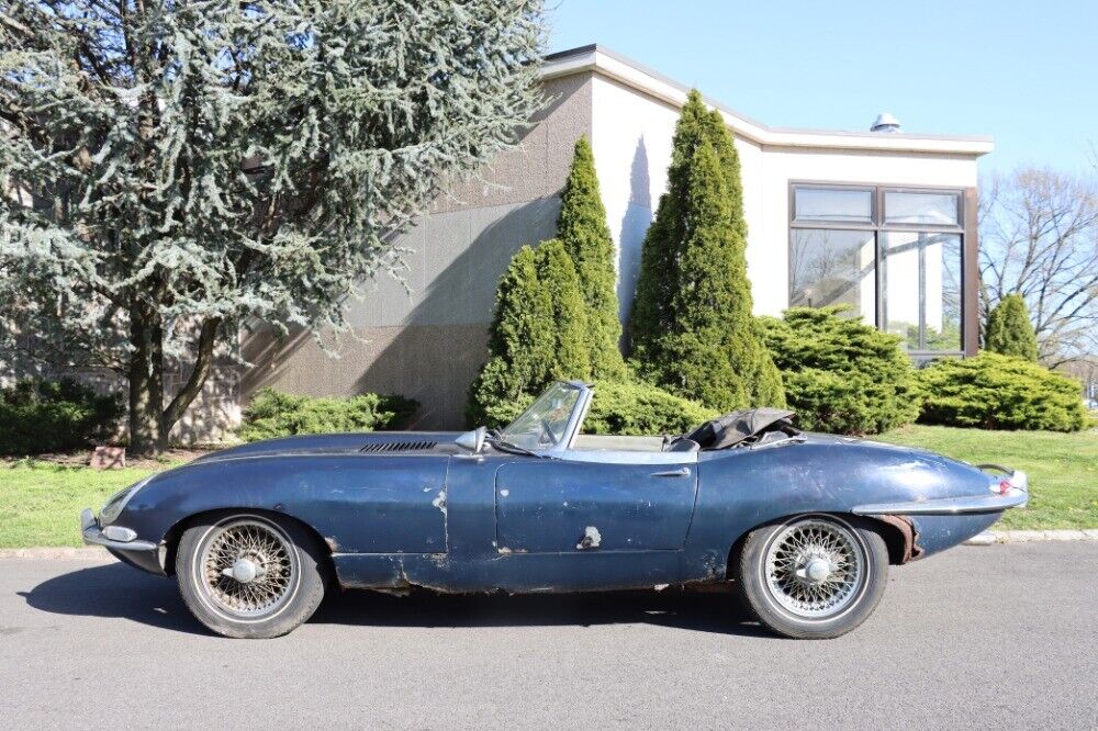 Jaguar-XK-1967-Blue-Gray-0-3