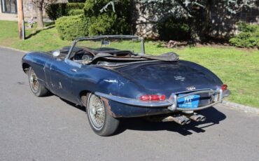 Jaguar-XK-1967-Blue-Gray-0-5