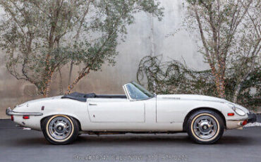 Jaguar-XK-1973-White-Other-Color-0-3