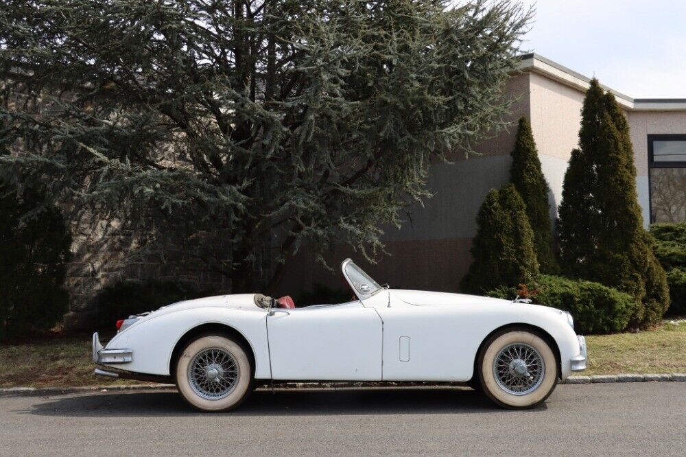 Jaguar-XK-Cabriolet-1959-White-Red-0-2