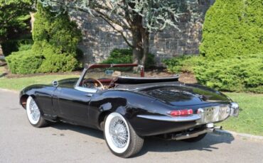 Jaguar-XK-Cabriolet-1967-Black-Tan-0-5