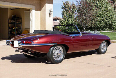 Jaguar-XK-Cabriolet-1967-Burgundy-Black-111553-7