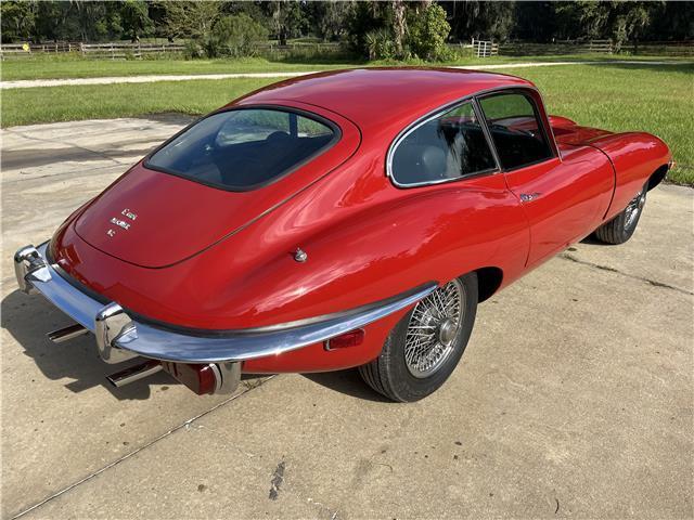 Jaguar-XK-Coupe-1969-Red-Black-128049-12