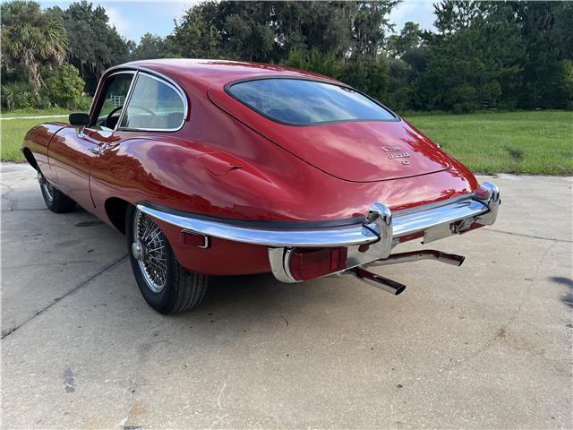 Jaguar-XK-Coupe-1969-Red-Black-128049-6