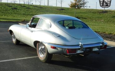 Jaguar-XK-Coupe-1970-Silver-Black-24935-3