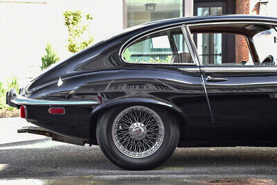 Jaguar-XK-Coupe-1973-Black-Brown-145324-9