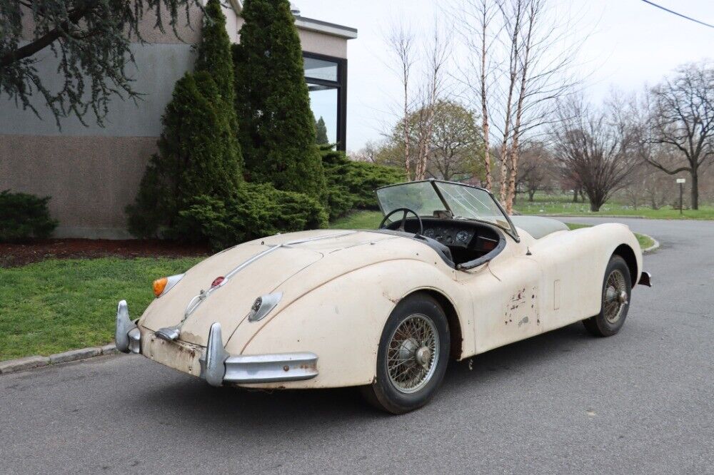 Jaguar-XK140-MC-Cabriolet-1957-Ivory-Black-0-3